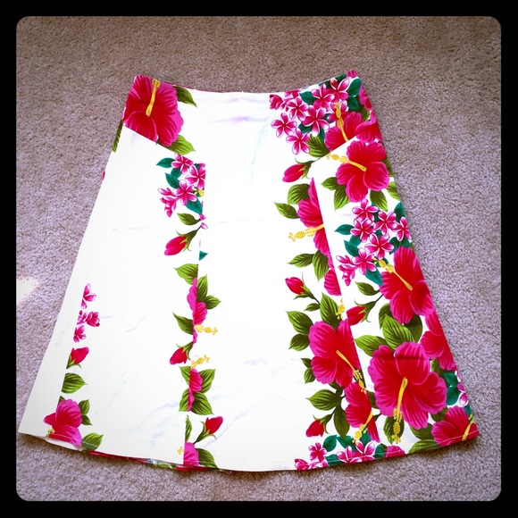 Floral print skirt - Picture 1 of 4