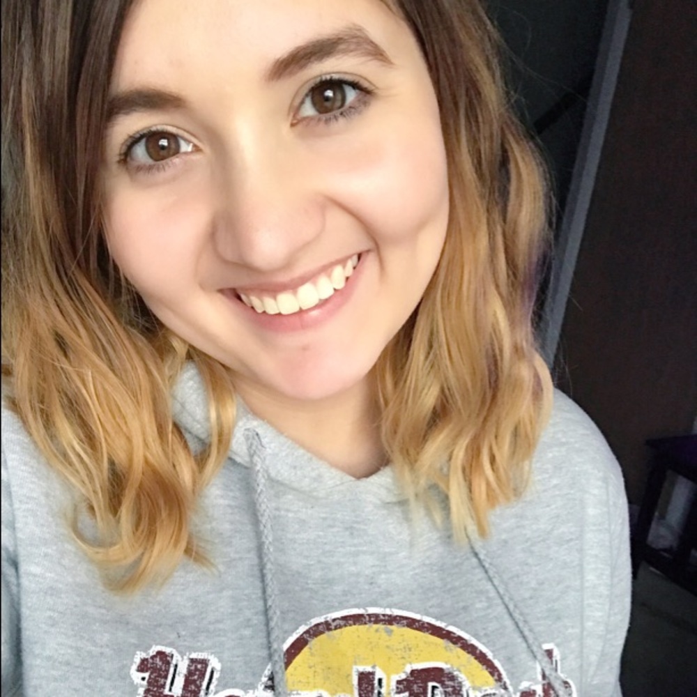 Meet your Posher, Briana