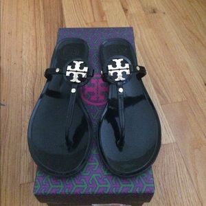 Tory burch sandals