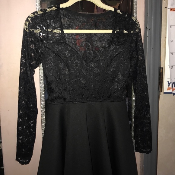 Black Lace Cocktail Dress - Picture 2 of 3
