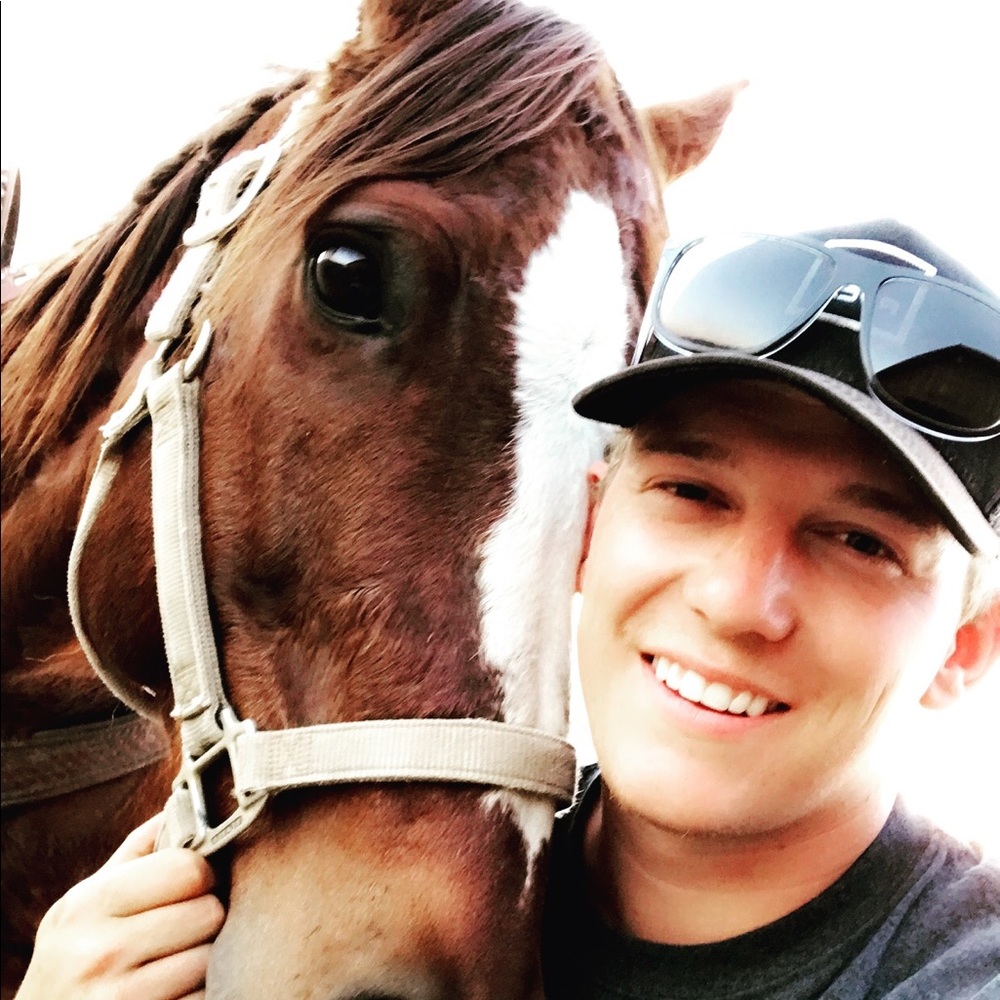 Meet your Posher, Cody
