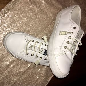 White leather Sperry sneakers