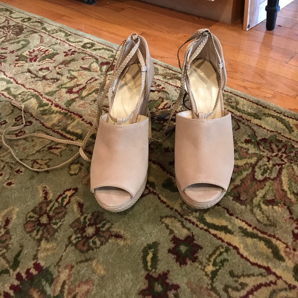 Michael Kors "Hastings" wedge