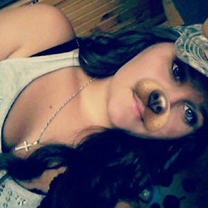 Meet your Posher, Maura