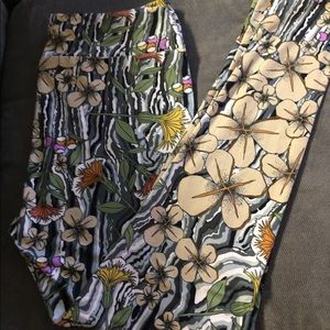 Tc Euc Lularoe Leggings lot