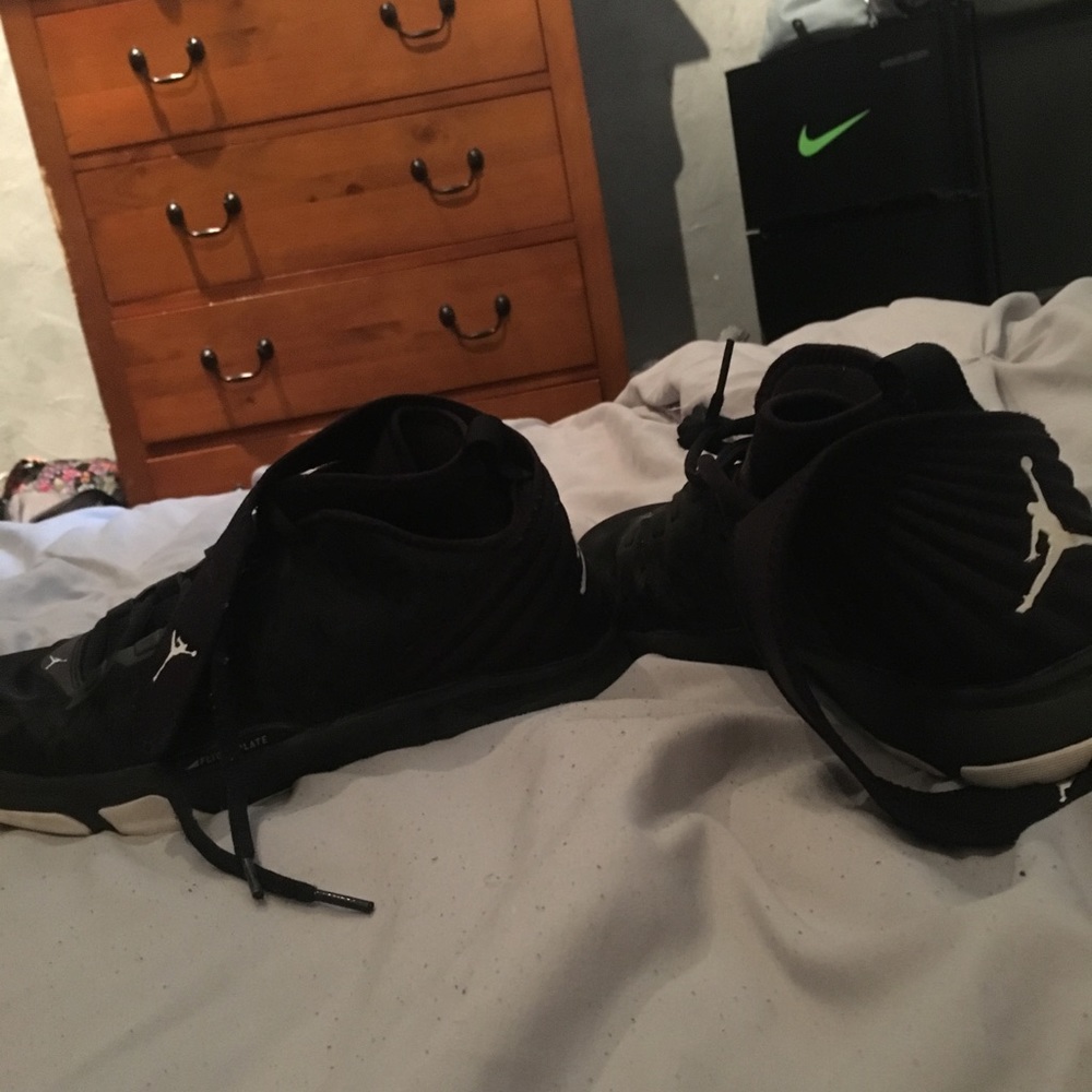 Jordan tennis shoes
