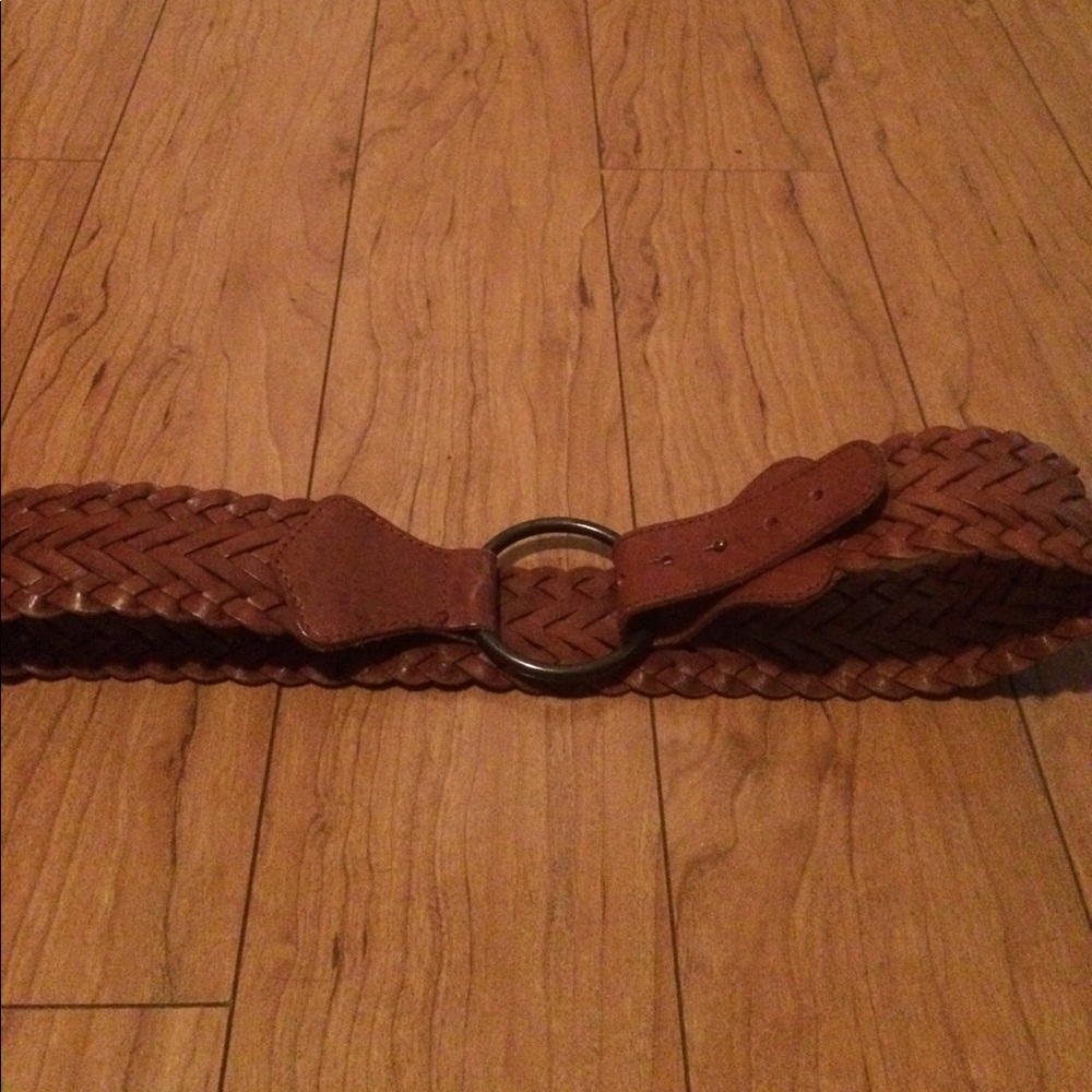 GAP brown leather woven belt