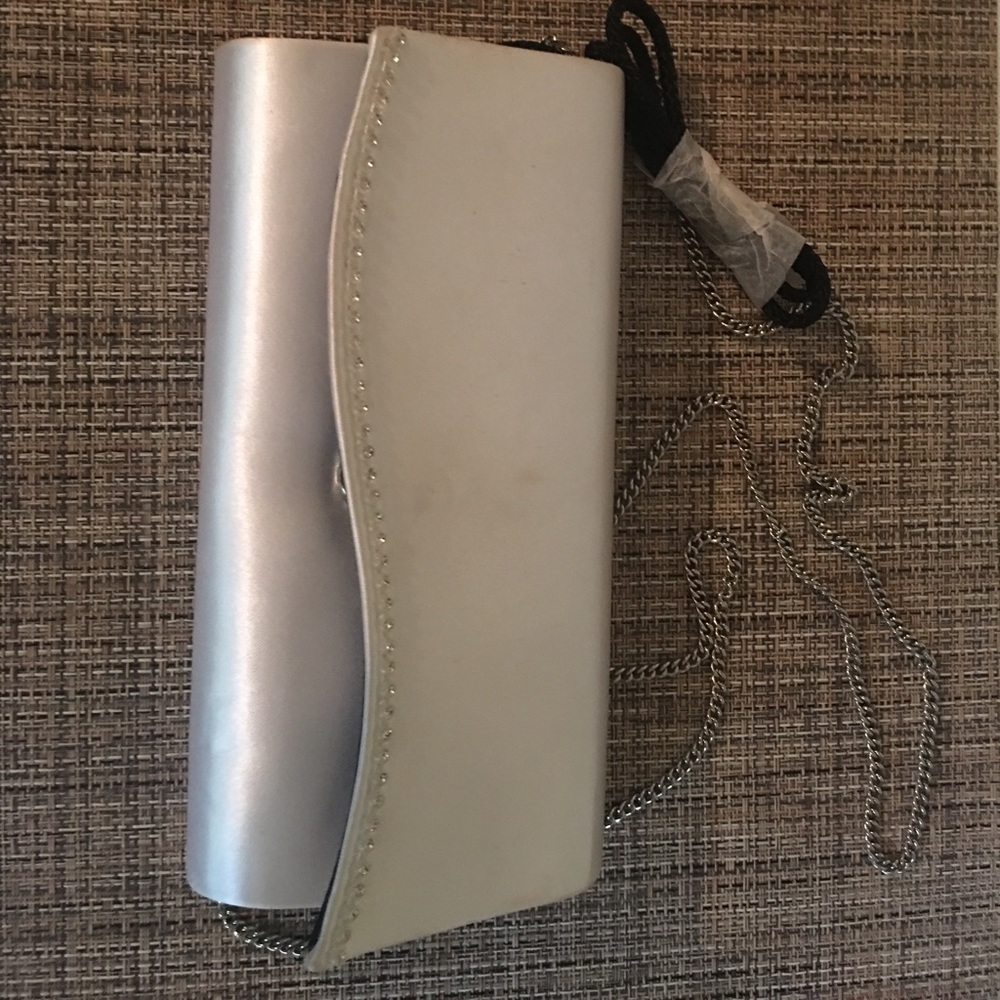 Silver evening purse, with little diamond studs