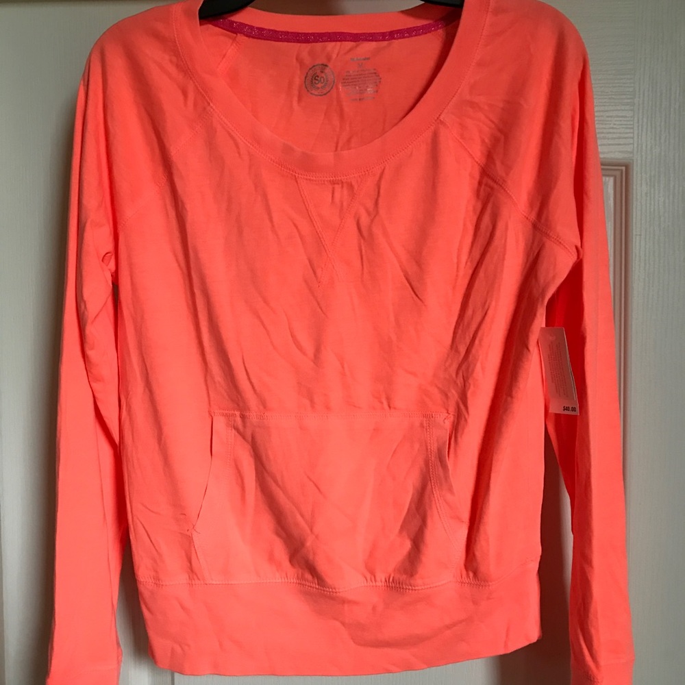 Salmon long sleeve with front pocket