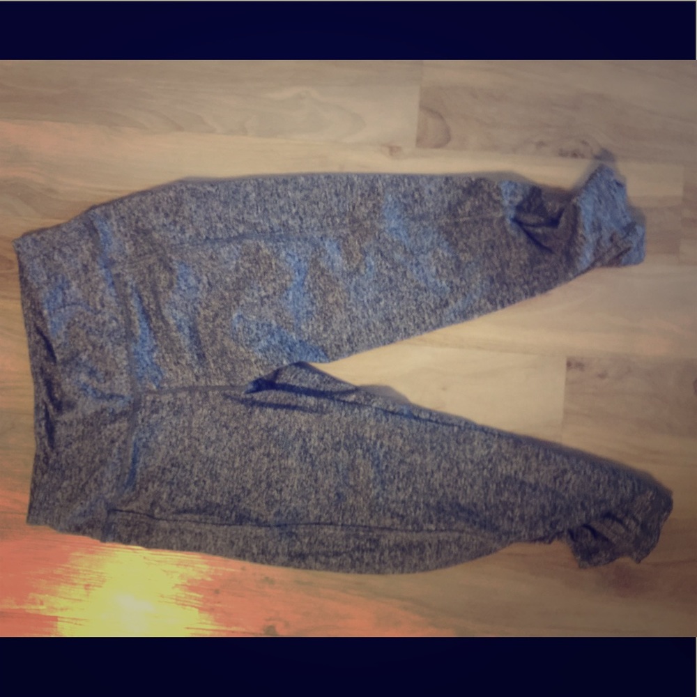 Workout crop pants