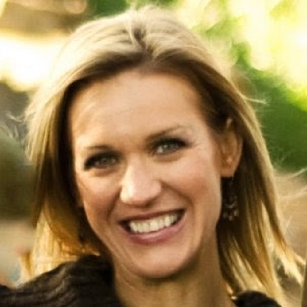 Meet your Posher, Keeley c.