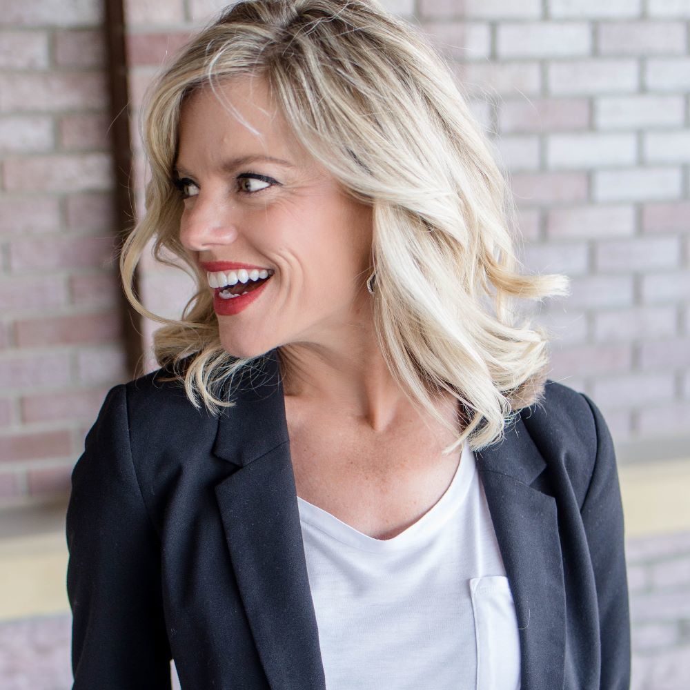 Meet your Posher, Melissa