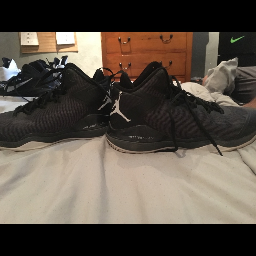 Jordan tennis shoes