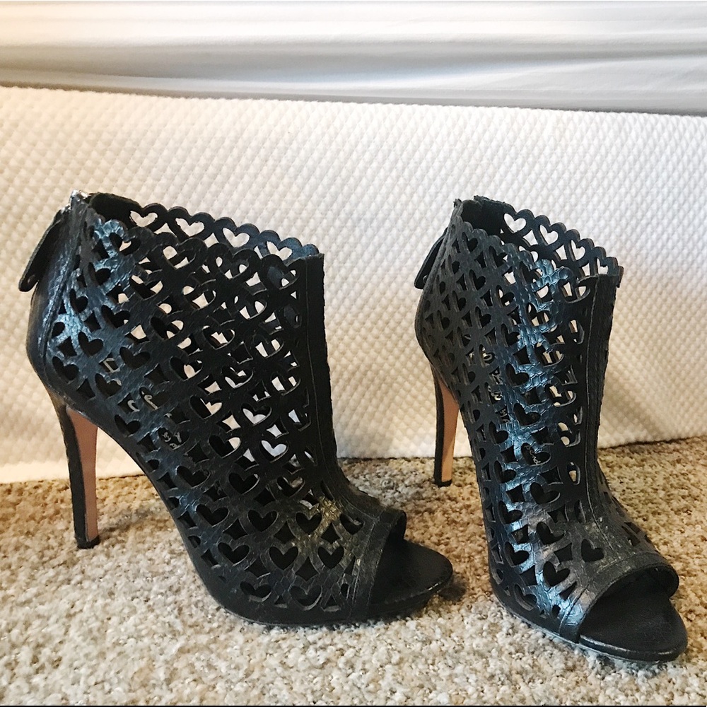 Alice and Olivia heels