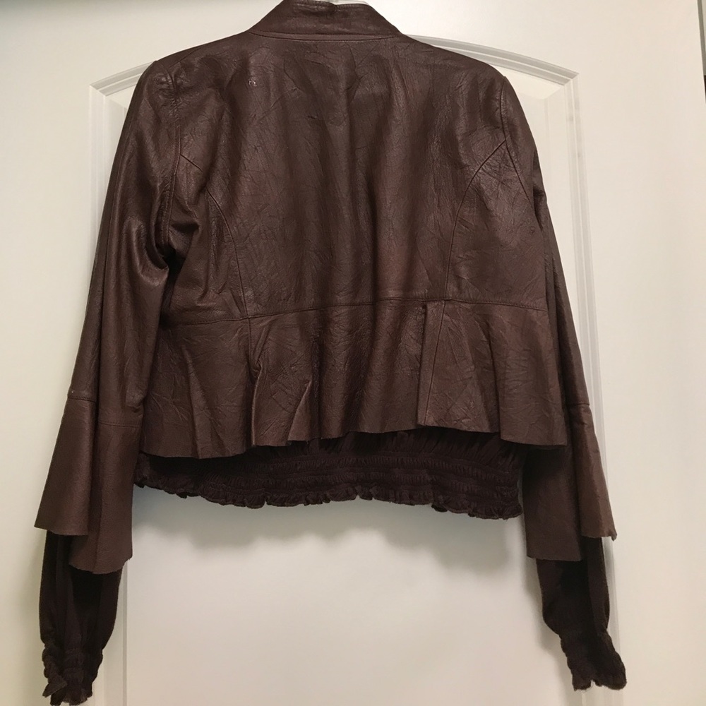 Short leather jacket - Picture 2 of 6