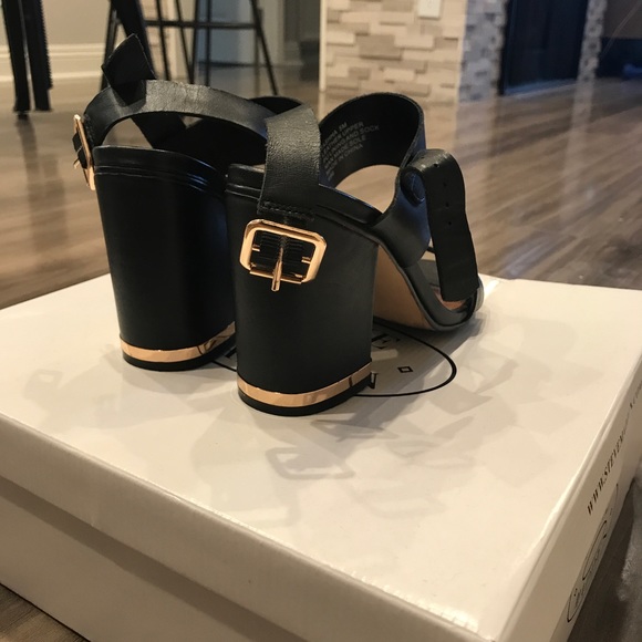 Steve Madden size 35 - Picture 3 of 3