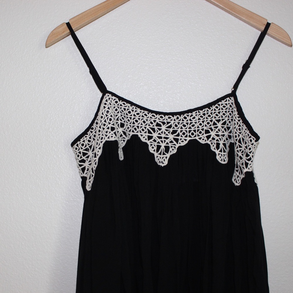 🖤LAST SMALL🖤 BNWT Crochet Trim Top 😍 - Picture 4 of 6