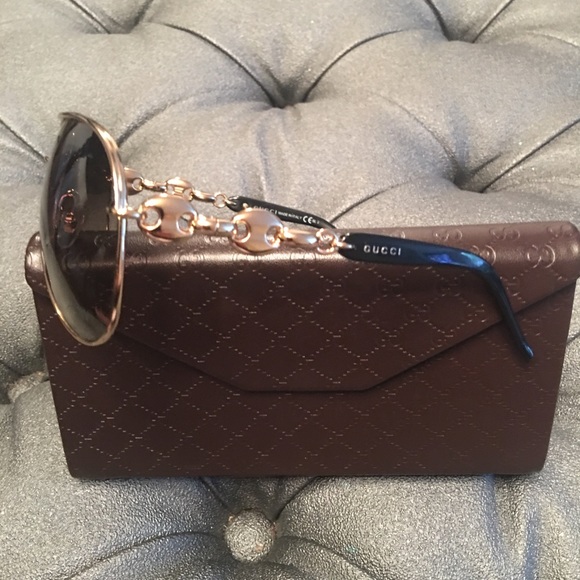 Gucci sunglasses 😎😎😎 - Picture 8 of 8