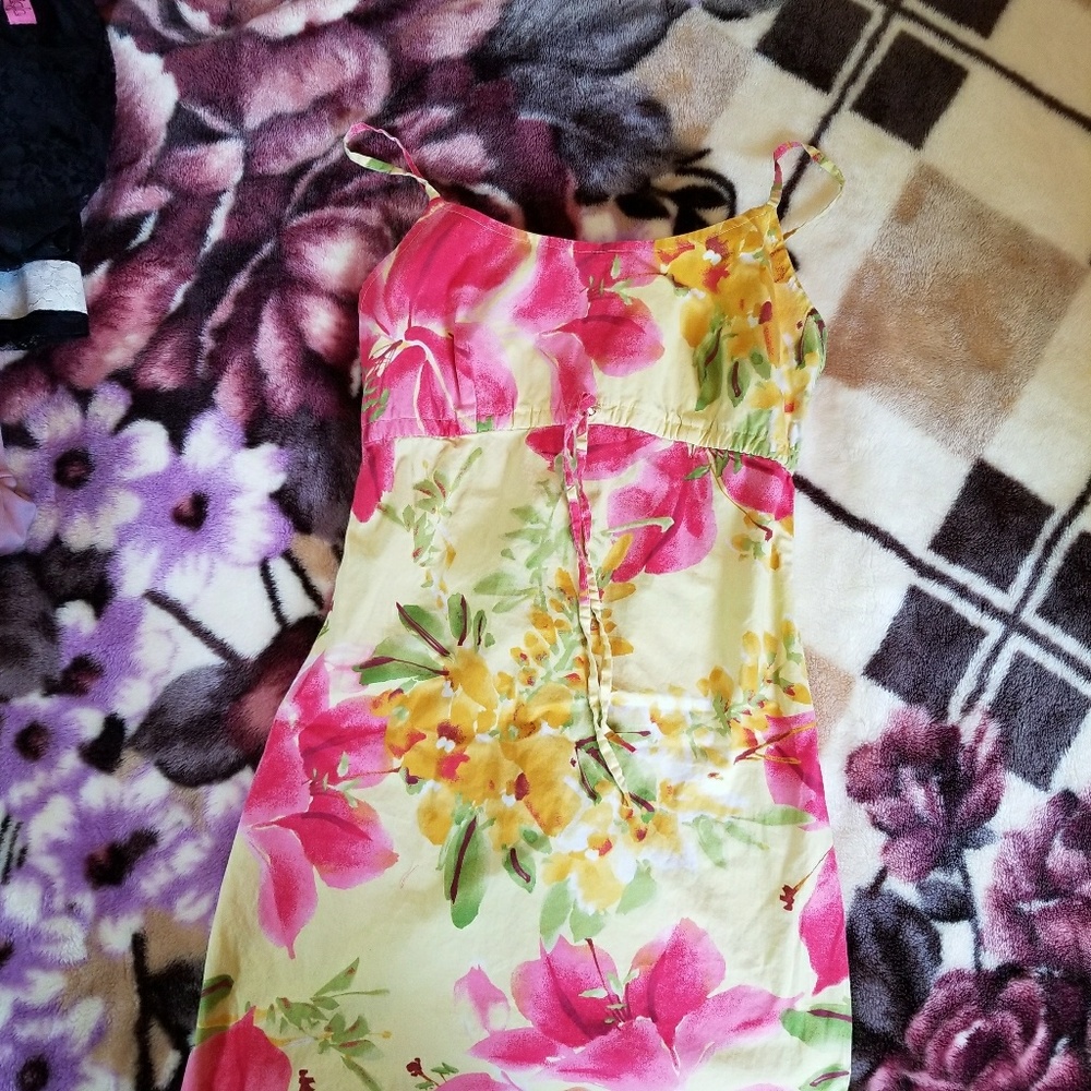 Floral yellow dress