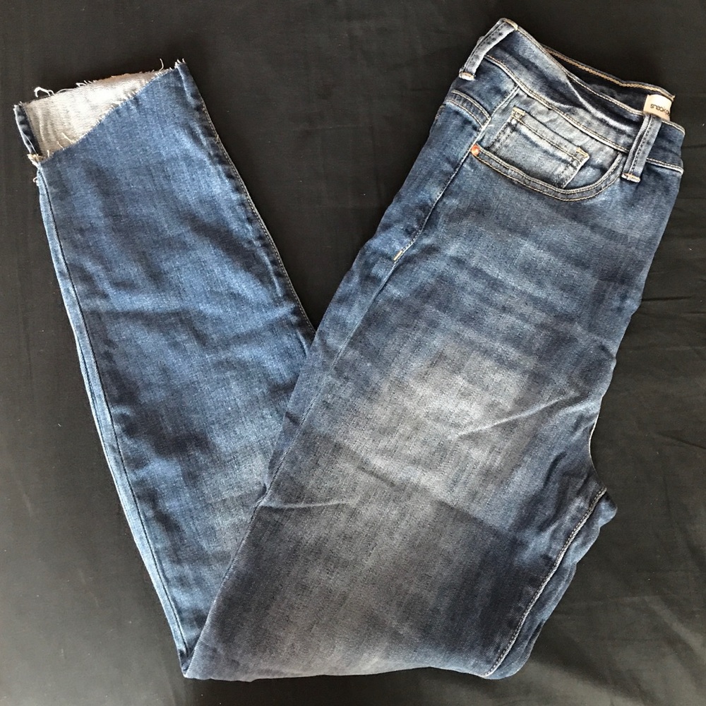 High Rise Cropped Jeans - Picture 3 of 6