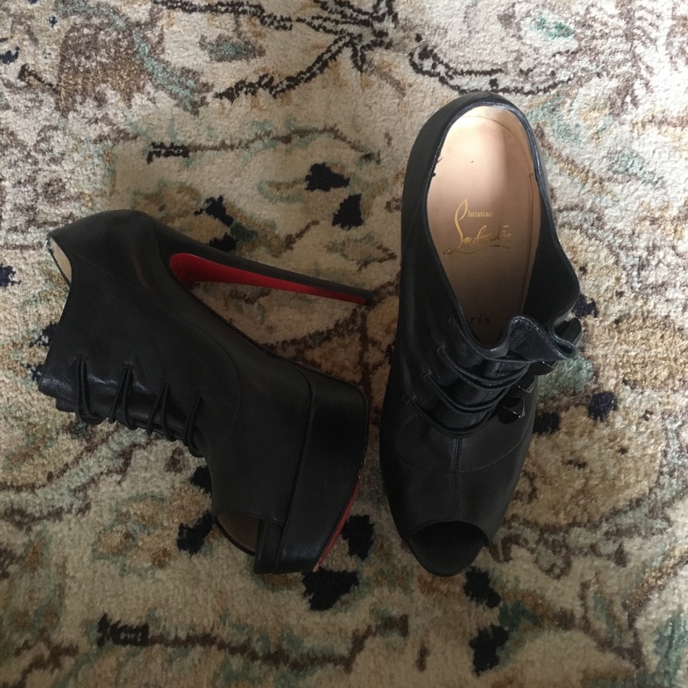 christian louboutin booties size 36.5