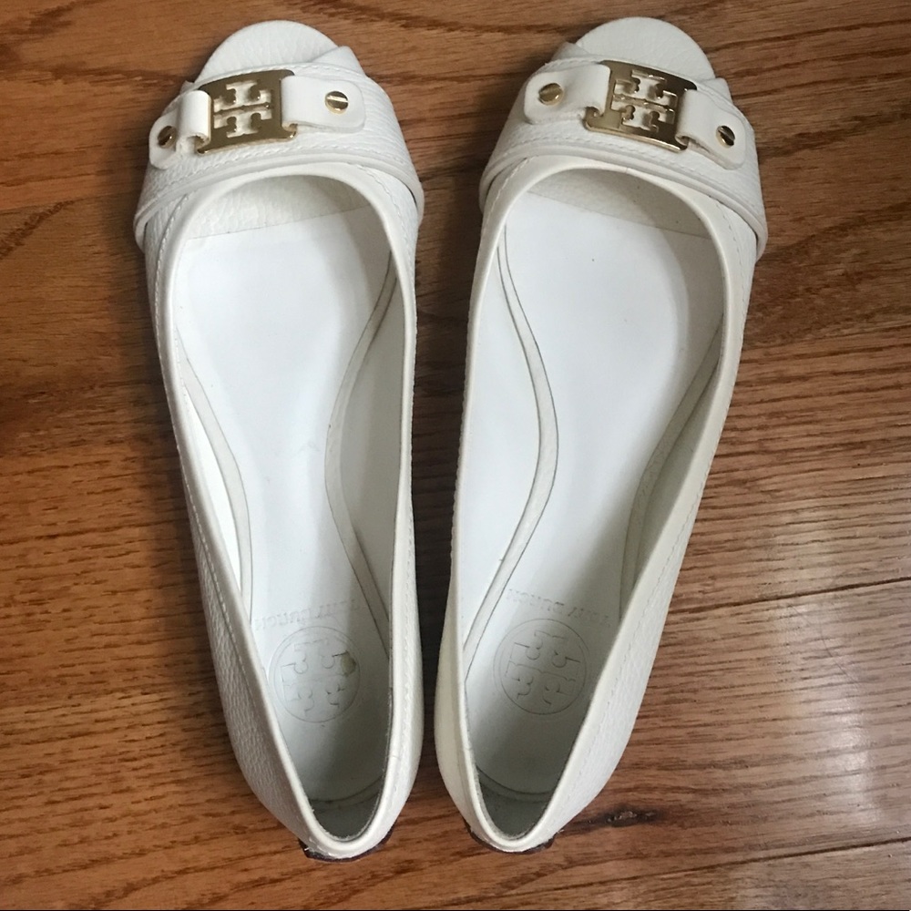 Tory Burch Ivory Peep Toe Flats Size 8