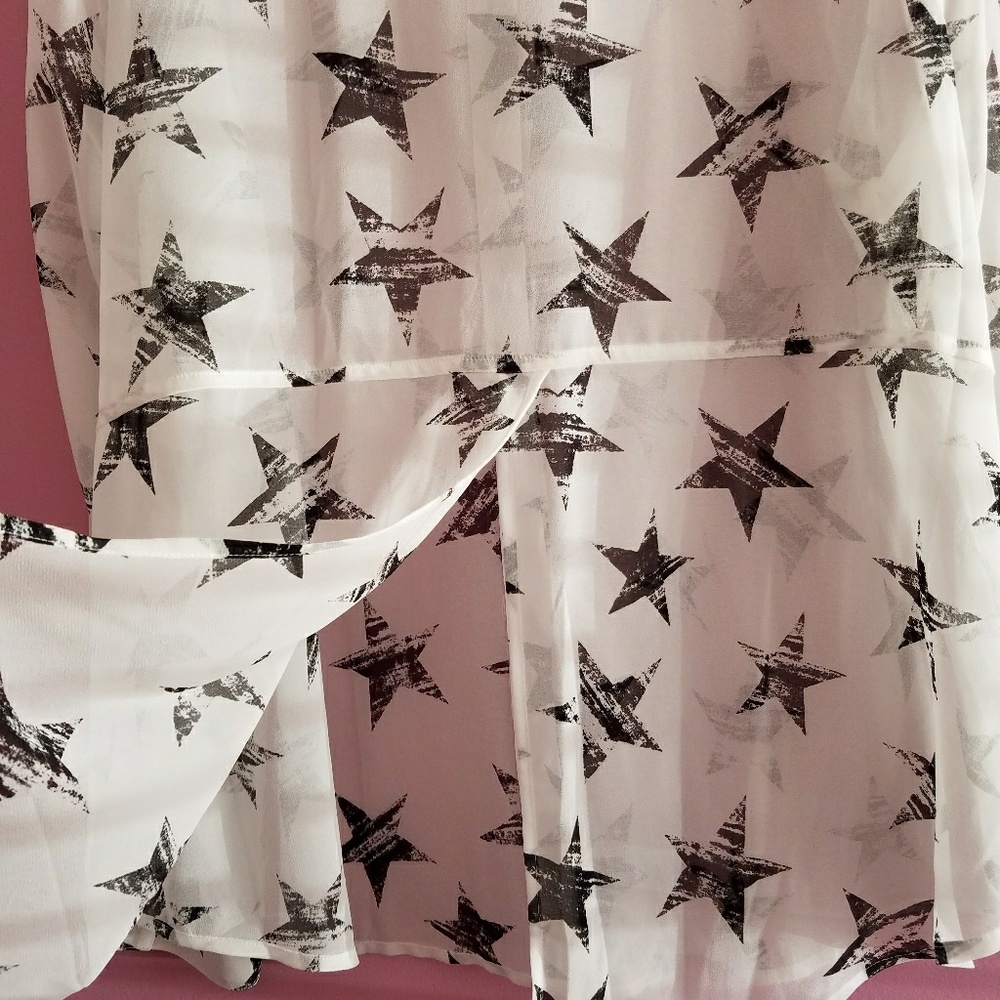New! Lane Bryant Sheet Top White with Black Stars - Picture 5 of 8