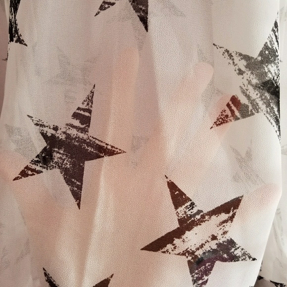 New! Lane Bryant Sheet Top White with Black Stars - Picture 2 of 8