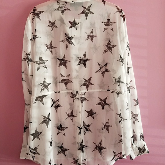 New! Lane Bryant Sheet Top White with Black Stars - Picture 4 of 8