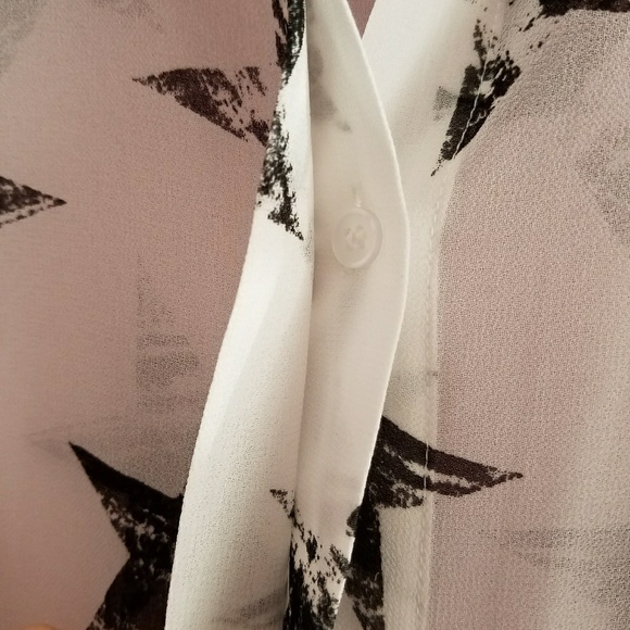 New! Lane Bryant Sheet Top White with Black Stars - Picture 6 of 8