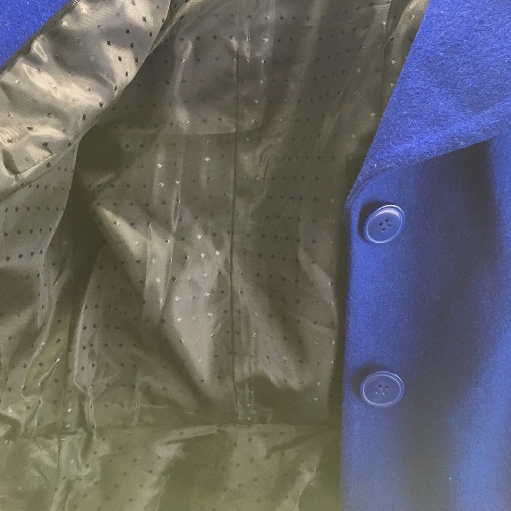 Jacket - Picture 2 of 4