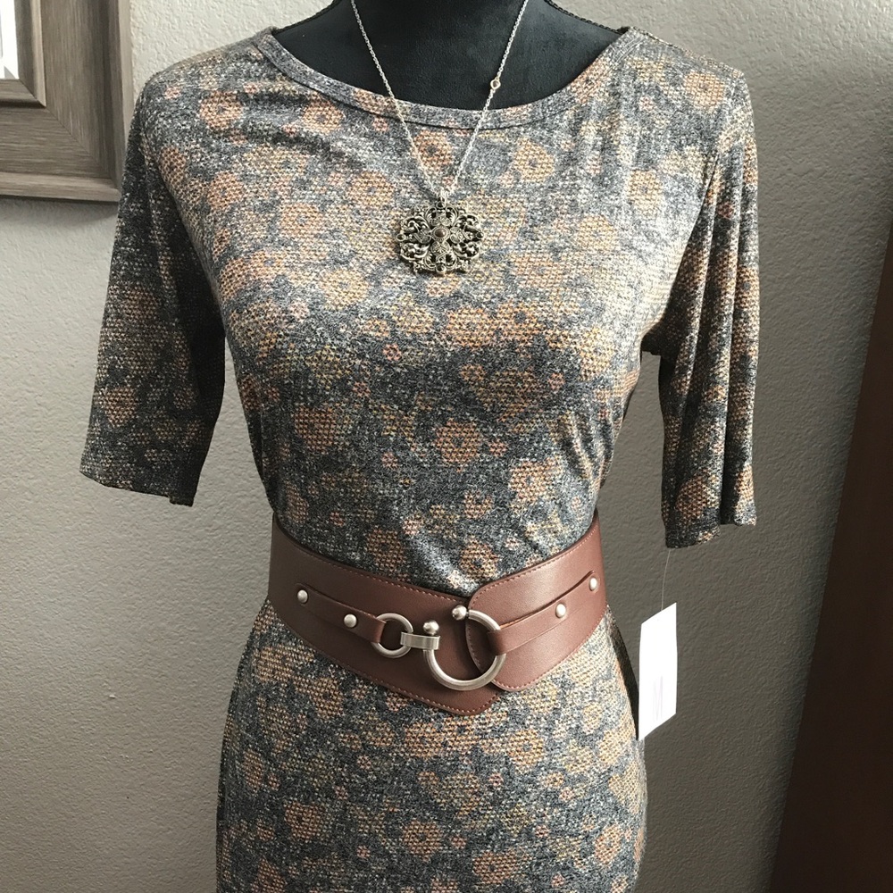BNWT Lularoe floral Julia