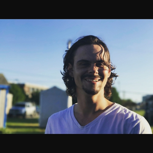 Meet your Posher, Pat - Picture 1 of 1