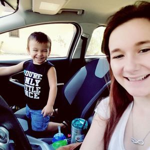 Meet your Posher, Brittni