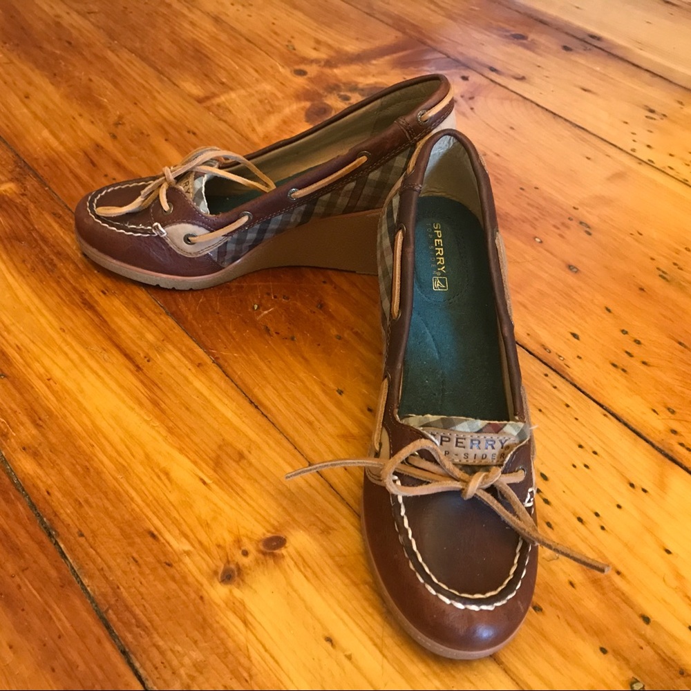 Sperry Wedges