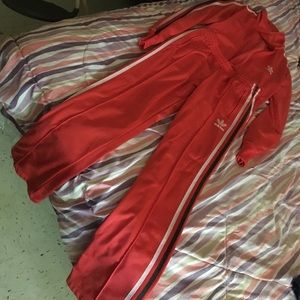 Add ideas track suit