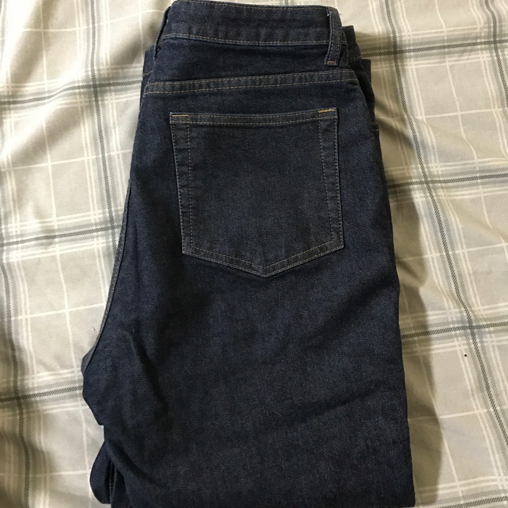 Never worn boot cut capris from gap