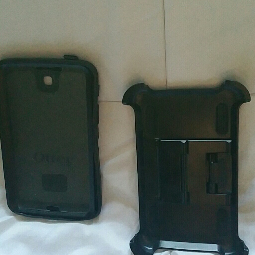 Otter box (used)