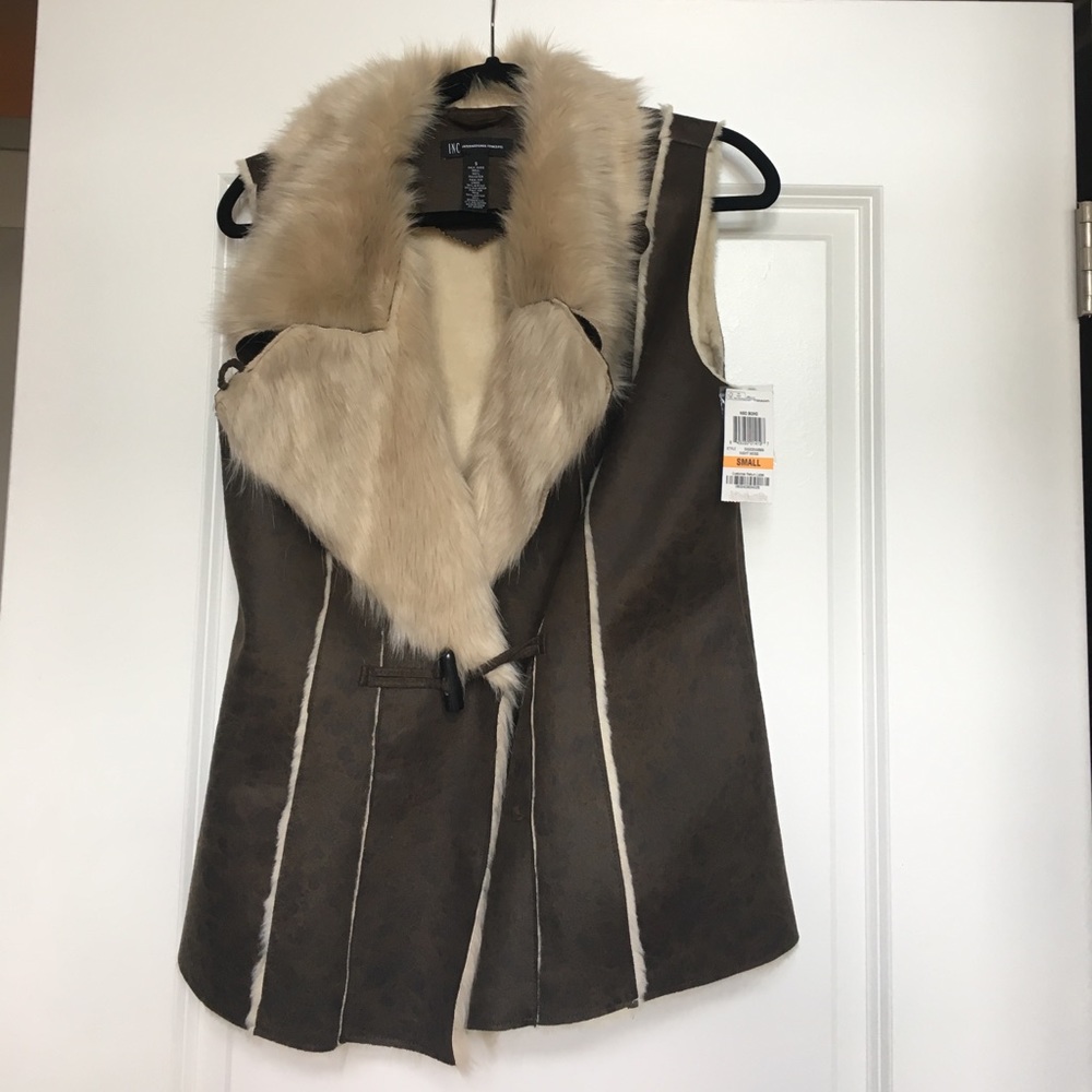 INC international concepts small fur vest