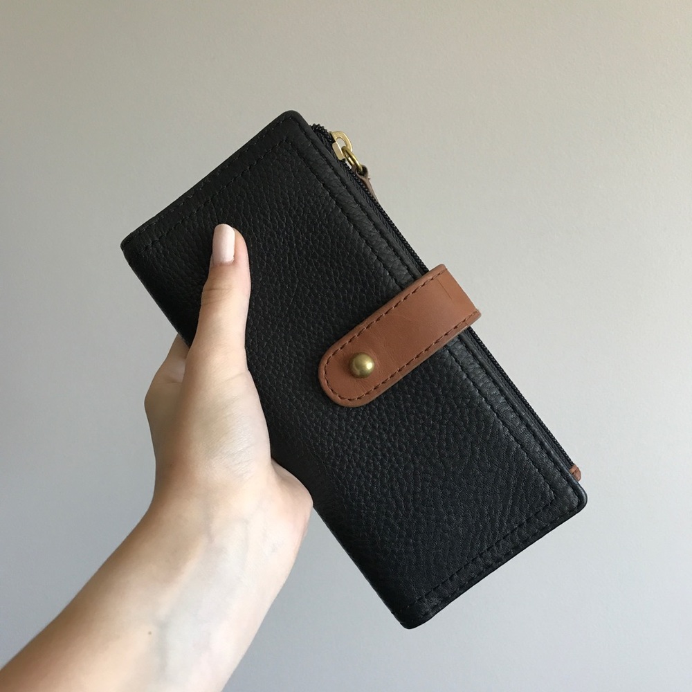 SOLD {Fossil} Wallet