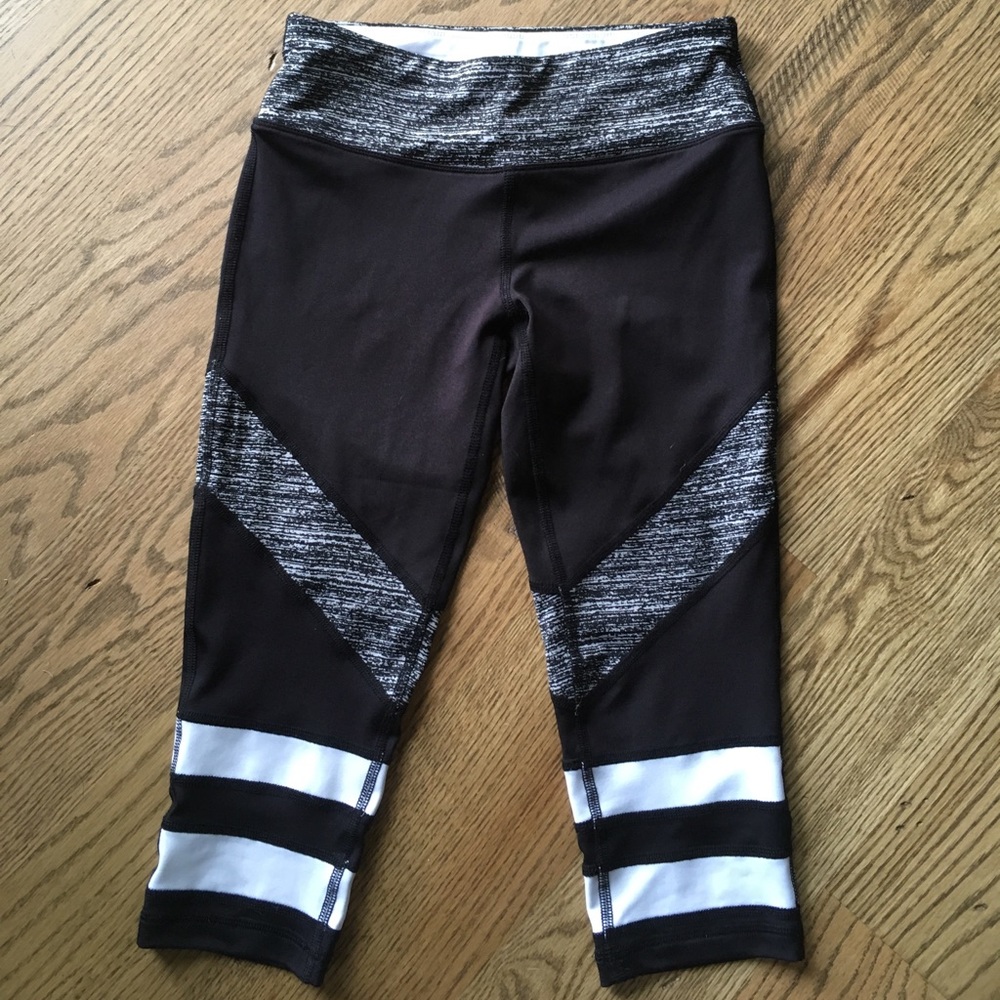 Material Girl Active 3/4 Capris