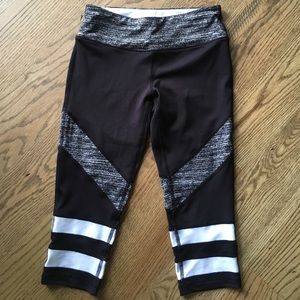 Material Girl Active 3/4 Capris