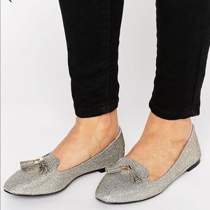 London Rebel Tassel Flats