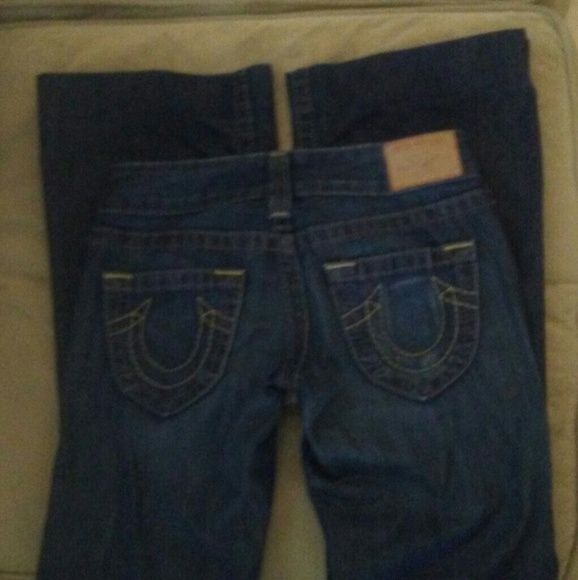 True Religion Denim - Hemmed True Religion jeans horseshoes on pockets