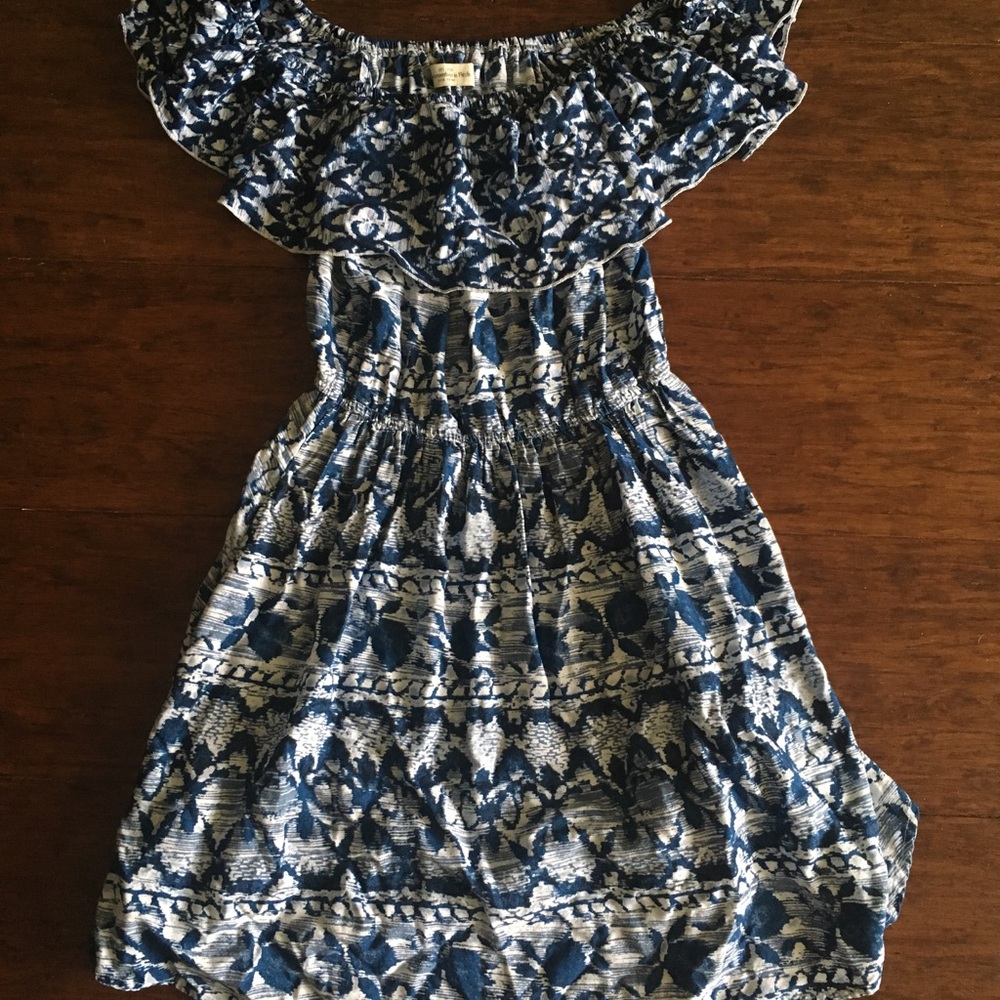 Off shoulder blue floral dress