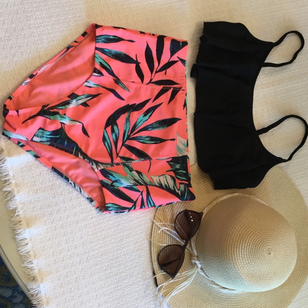 Old Navy two piece swimsuit