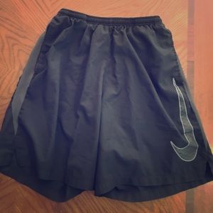 Nike Shorts - Shorts Nike Shorts - Shorts