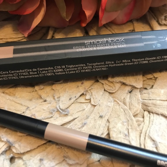 Sephora Makeup - Smashbox blonde brow pencil Sephora Makeup - Smashbox blonde brow pencil