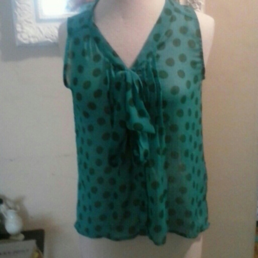 Pretty polka dot top with stylish high low bottom