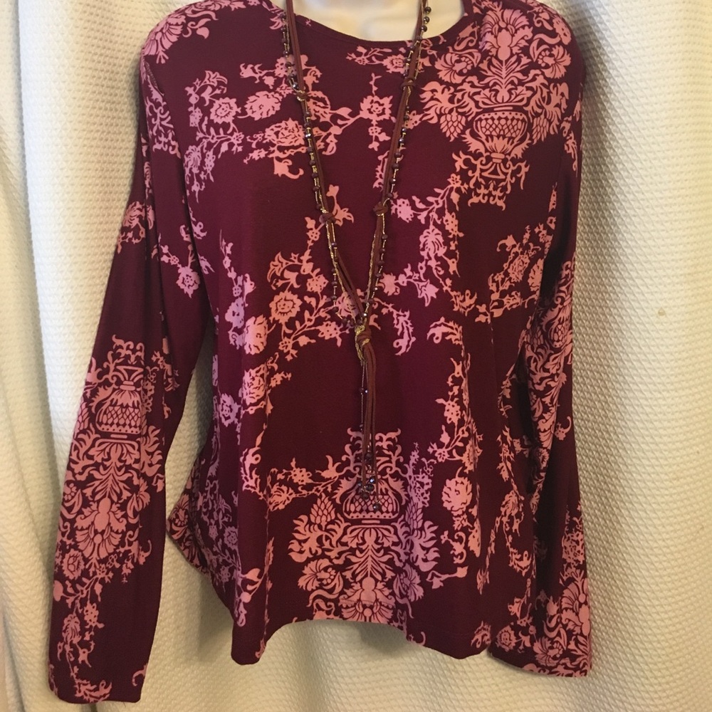 Beautiful red and pink paisley